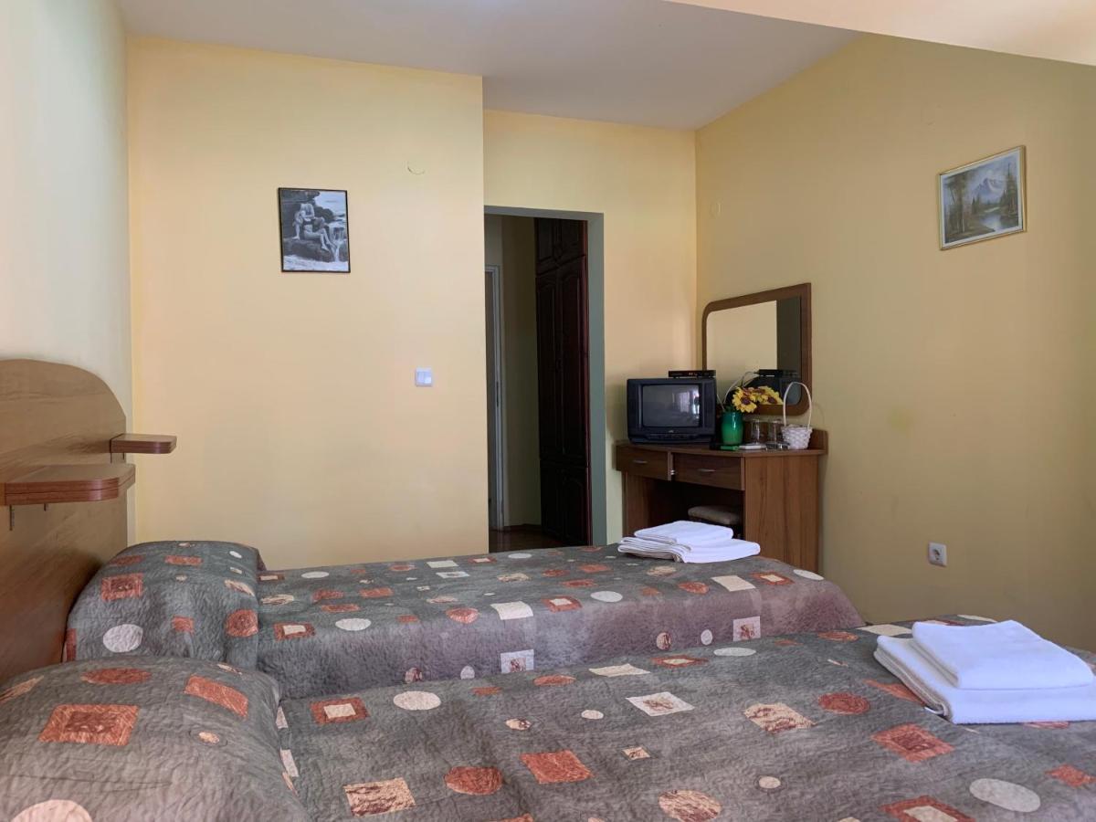 Sea Square Hotel Balchik Exterior foto