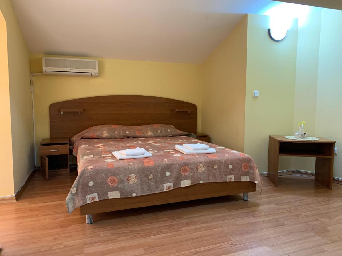 Sea Square Hotel Balchik Exterior foto
