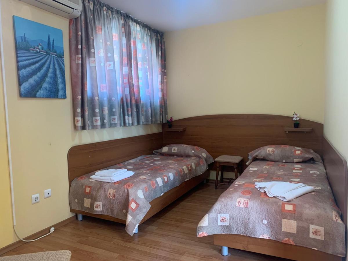Sea Square Hotel Balchik Exterior foto